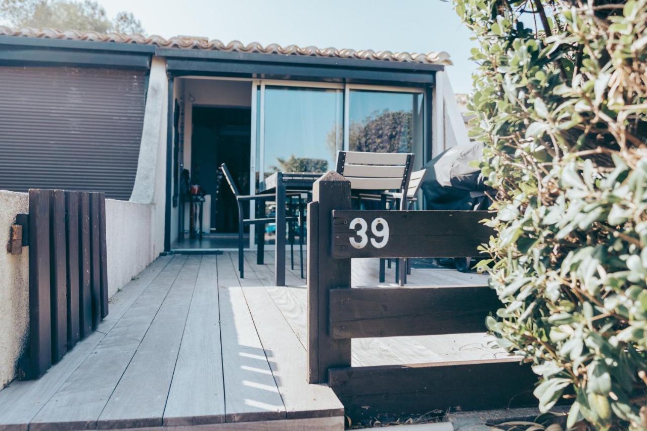 Village Naturiste Villa 2/4 Pers Avec Terrasse Agde Eksteriør billede